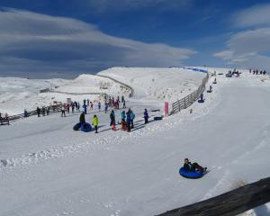 Conditions were perfect last Saturday when crowds turned to enjoy the Snow Farm’s ‘‘Snoparty’’...